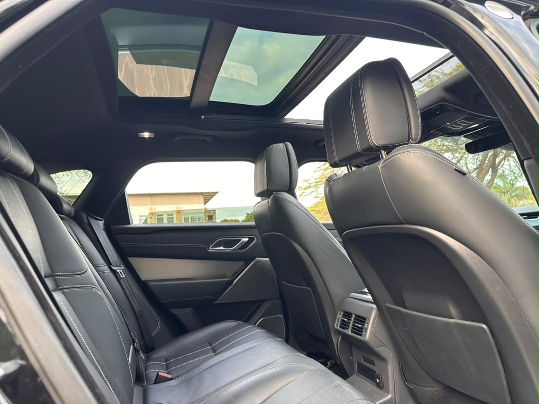 Range rover Velar thumbnail 4